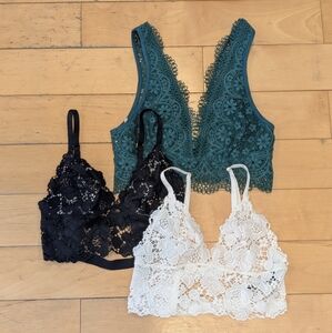 MOVING SALE Bundle of 3 VS Very Sexy Stretch Lace Bralettes Size XS